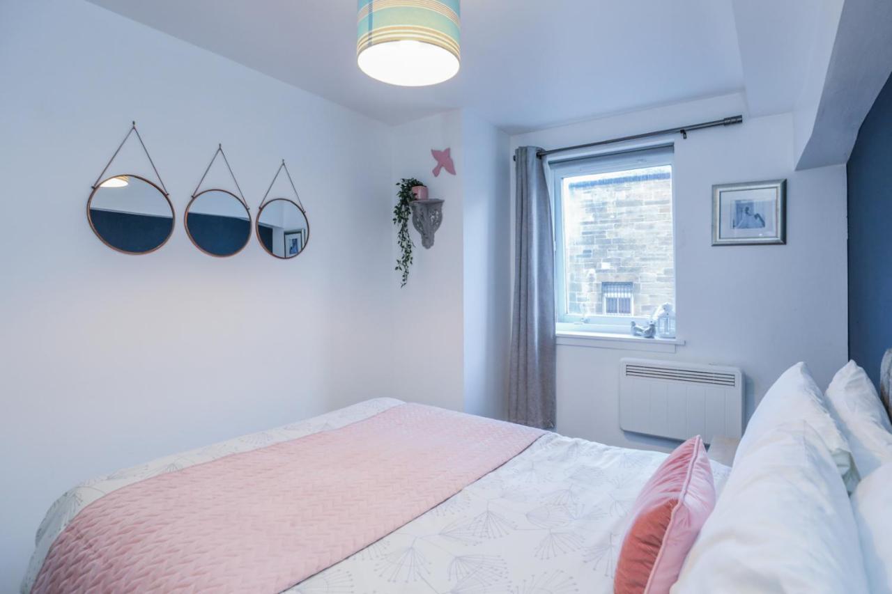 Beautiful 1-Bed Apartment Near Castle Edimburgo Exterior foto